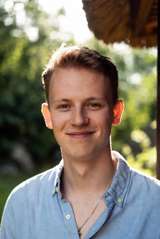 Erik, AI conversation partner